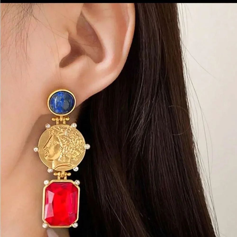 Vintage style earrings N799